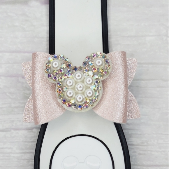 Pretty as a Pink Pearl Band Bow - Picture 1 of 4